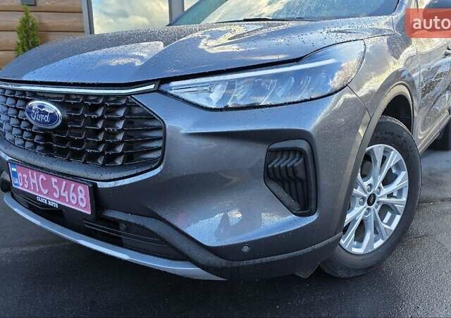 Серый Форд Эскейп, объемом двигателя 1.5 л и пробегом 8 тыс. км за 21300 $, фото 3 на Automoto.ua