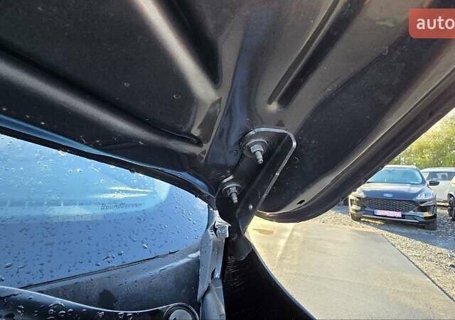 Серый Форд Эскейп, объемом двигателя 1.5 л и пробегом 8 тыс. км за 21300 $, фото 35 на Automoto.ua