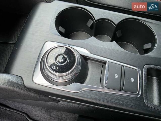 Серый Форд Эскейп, объемом двигателя 1.5 л и пробегом 1 тыс. км за 25000 $, фото 67 на Automoto.ua