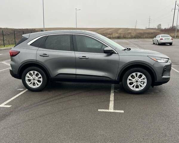 Серый Форд Эскейп, объемом двигателя 1.5 л и пробегом 47 тыс. км за 21500 $, фото 6 на Automoto.ua