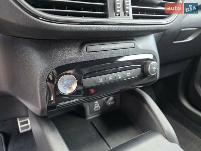 Серый Форд Эскейп, объемом двигателя 1.5 л и пробегом 1 тыс. км за 25000 $, фото 72 на Automoto.ua