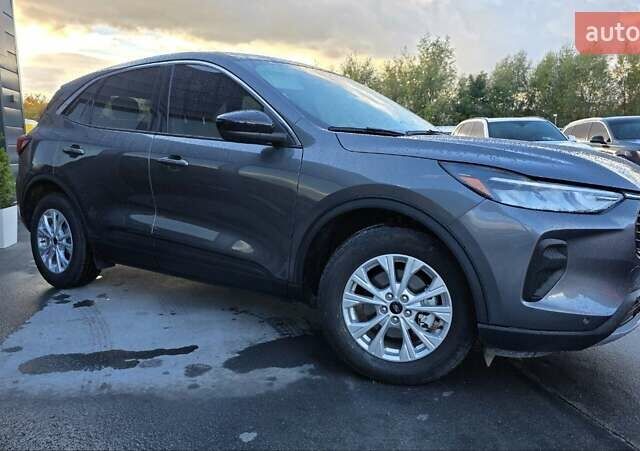 Серый Форд Эскейп, объемом двигателя 1.5 л и пробегом 8 тыс. км за 21300 $, фото 10 на Automoto.ua