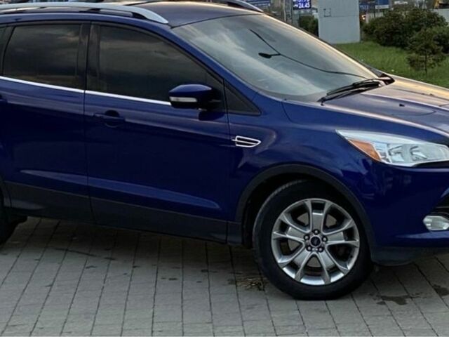 Синий Форд Эскейп, объемом двигателя 2 л и пробегом 200 тыс. км за 8000 $, фото 4 на Automoto.ua