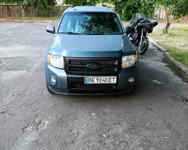 Синий Форд Эскейп, объемом двигателя 3 л и пробегом 365 тыс. км за 7500 $, фото 1 на Automoto.ua