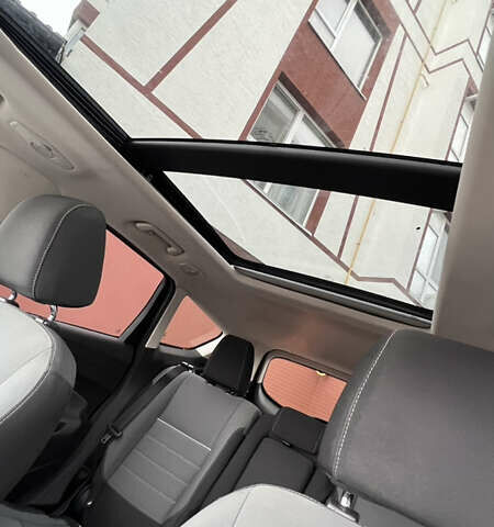 Синий Форд Эскейп, объемом двигателя 2 л и пробегом 124 тыс. км за 9600 $, фото 10 на Automoto.ua