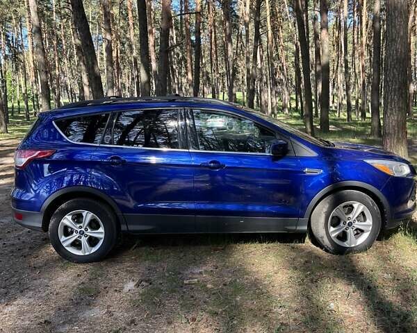 Синий Форд Эскейп, объемом двигателя 1.6 л и пробегом 156 тыс. км за 9000 $, фото 3 на Automoto.ua