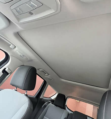 Синий Форд Эскейп, объемом двигателя 2 л и пробегом 124 тыс. км за 9600 $, фото 11 на Automoto.ua