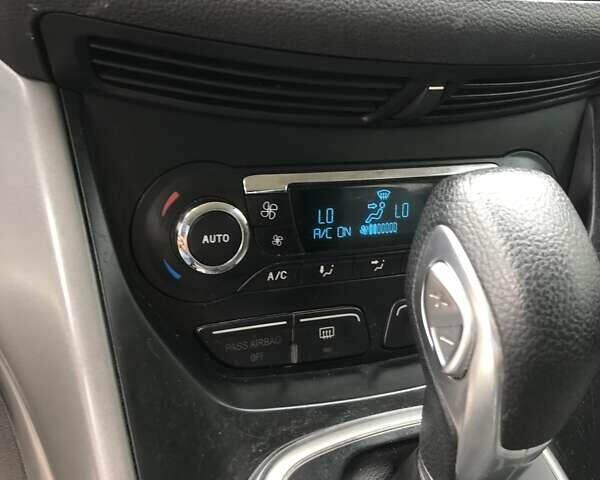 Синий Форд Эскейп, объемом двигателя 1.6 л и пробегом 218 тыс. км за 8700 $, фото 15 на Automoto.ua