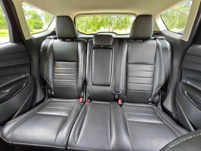 Синий Форд Эскейп, объемом двигателя 2 л и пробегом 217 тыс. км за 10800 $, фото 16 на Automoto.ua