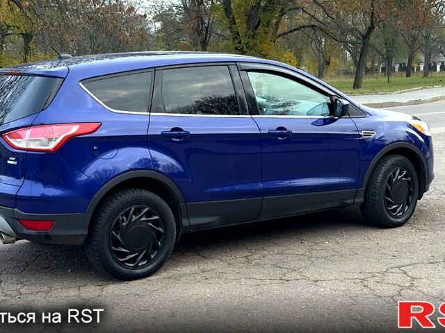 Синий Форд Эскейп, объемом двигателя 2 л и пробегом 290 тыс. км за 13000 $, фото 4 на Automoto.ua