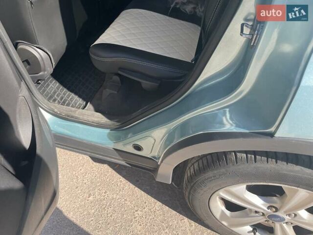 Синий Форд Эскейп, объемом двигателя 1.6 л и пробегом 311 тыс. км за 11200 $, фото 9 на Automoto.ua