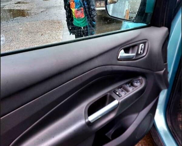 Синій Форд Ескейп, об'ємом двигуна 2 л та пробігом 178 тис. км за 11500 $, фото 9 на Automoto.ua