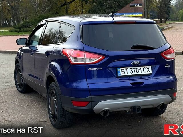 Синий Форд Эскейп, объемом двигателя 2 л и пробегом 290 тыс. км за 13000 $, фото 1 на Automoto.ua