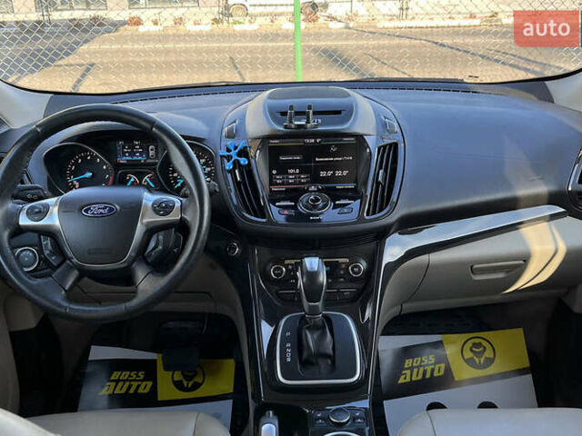 Синий Форд Эскейп, объемом двигателя 2 л и пробегом 162 тыс. км за 11000 $, фото 9 на Automoto.ua