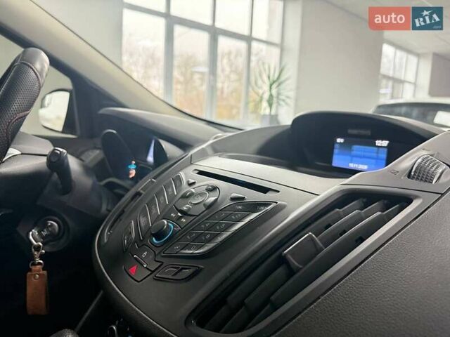 Синій Форд Ескейп, об'ємом двигуна 1.6 л та пробігом 121 тис. км за 10700 $, фото 5 на Automoto.ua