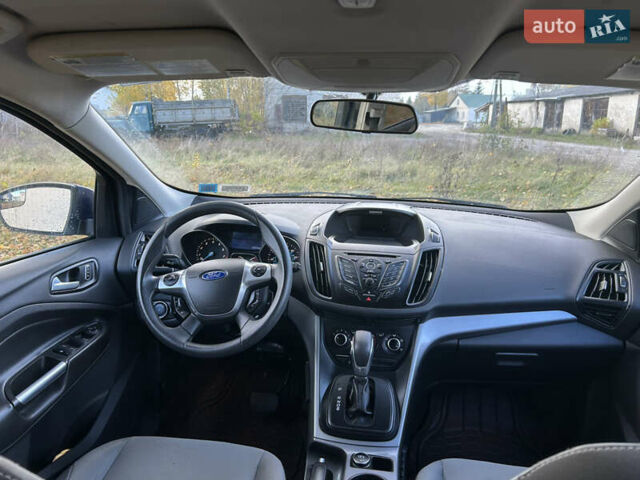 Форд Эскейп 2014 в Луцке на Automoto.ua Синий Форд Эскейп, объемом двигателя 1.6 л и пробегом 272 тыс. км за 8550 $, фото 7 на Automoto.ua