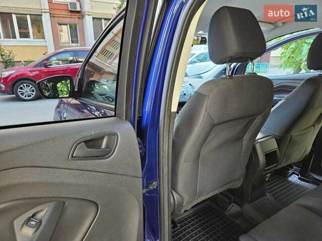 Синий Форд Эскейп, объемом двигателя 2.5 л и пробегом 233 тыс. км за 10700 $, фото 20 на Automoto.ua