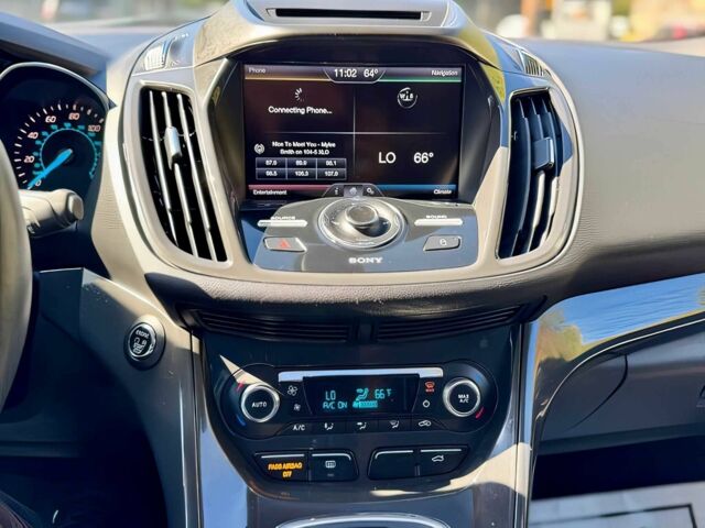 Форд Эскейп 2014 в Киеве на Automoto.ua Синий Форд Эскейп, объемом двигателя 2 л и пробегом 86 тыс. км за 6840 $, фото 7 на Automoto.ua