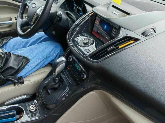 Форд Эскейп 2014 в Львове на Automoto.ua Синий Форд Эскейп, объемом двигателя 2 л и пробегом 125 тыс. км за 274 $, фото 8 на Automoto.ua