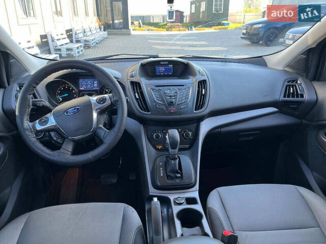 Форд Эскейп 2015 в Львове на Automoto.ua Синий Форд Эскейп, объемом двигателя 2.5 л и пробегом 140 тыс. км за 11590 $, фото 33 на Automoto.ua