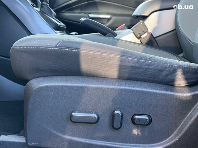 Синий Форд Эскейп, объемом двигателя 2.5 л и пробегом 140 тыс. км за 11590 $, фото 10 на Automoto.ua