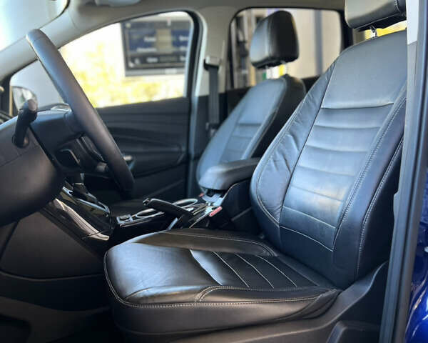 Форд Эскейп 2015 в Николаеве на Automoto.ua Синий Форд Эскейп, объемом двигателя 2 л и пробегом 155 тыс. км за 13400 $, фото 9 на Automoto.ua