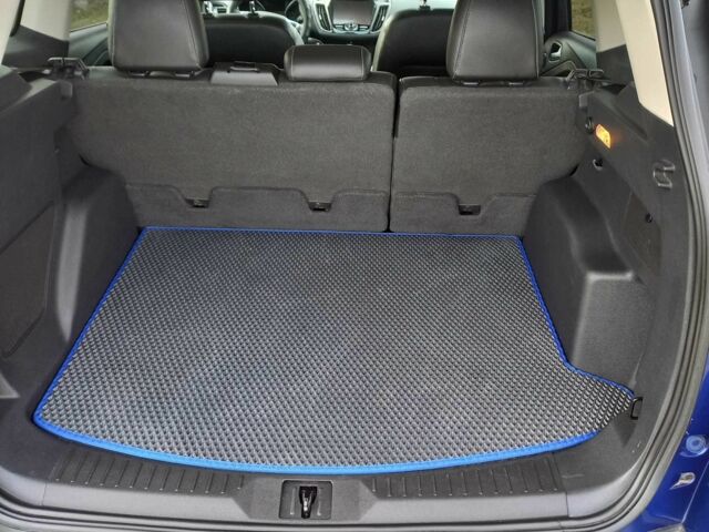 Синий Форд Эскейп, объемом двигателя 2 л и пробегом 175 тыс. км за 13093 $, фото 6 на Automoto.ua