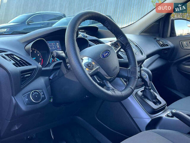 Форд Эскейп 2015 в Львове на Automoto.ua Синий Форд Эскейп, объемом двигателя 2.5 л и пробегом 140 тыс. км за 11590 $, фото 29 на Automoto.ua