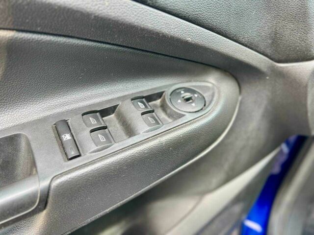 Форд Эскейп 2015 в Киеве на Automoto.ua Синий Форд Эскейп, объемом двигателя 2.5 л и пробегом 235 тыс. км за 9800 $, фото 21 на Automoto.ua