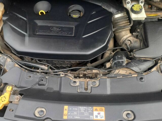 Синий Форд Эскейп, объемом двигателя 2 л и пробегом 175 тыс. км за 13093 $, фото 1 на Automoto.ua