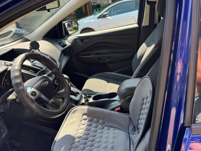 Синий Форд Эскейп, объемом двигателя 2.5 л и пробегом 237 тыс. км за 8900 $, фото 10 на Automoto.ua