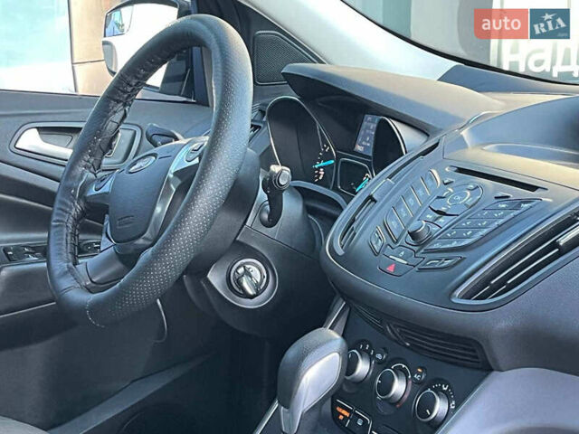 Форд Эскейп 2015 в Львове на Automoto.ua Синий Форд Эскейп, объемом двигателя 2.5 л и пробегом 140 тыс. км за 11590 $, фото 23 на Automoto.ua
