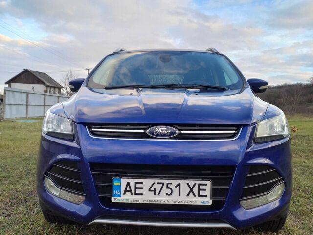 Синий Форд Эскейп, объемом двигателя 2 л и пробегом 175 тыс. км за 13093 $, фото 2 на Automoto.ua