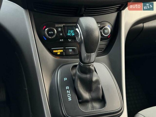 Форд Ескейп 2015 у Вінниці на Automoto.ua Синій Форд Ескейп, об'ємом двигуна 2 л та пробігом 135 тис. км за 12890 $, фото 26 на Automoto.ua