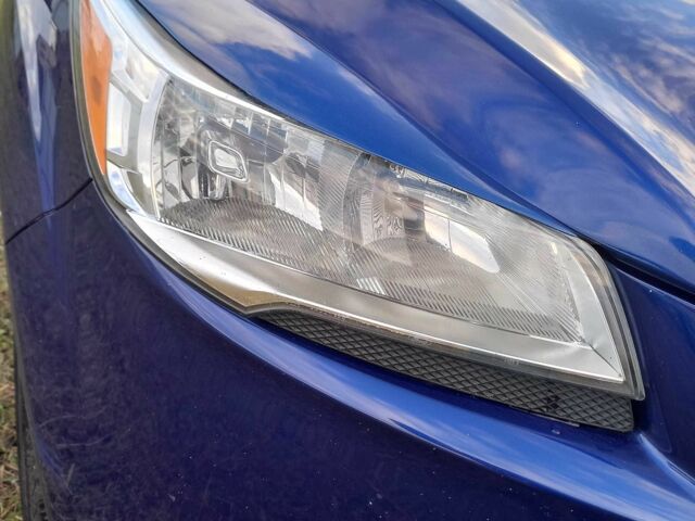 Синий Форд Эскейп, объемом двигателя 2 л и пробегом 175 тыс. км за 13093 $, фото 3 на Automoto.ua