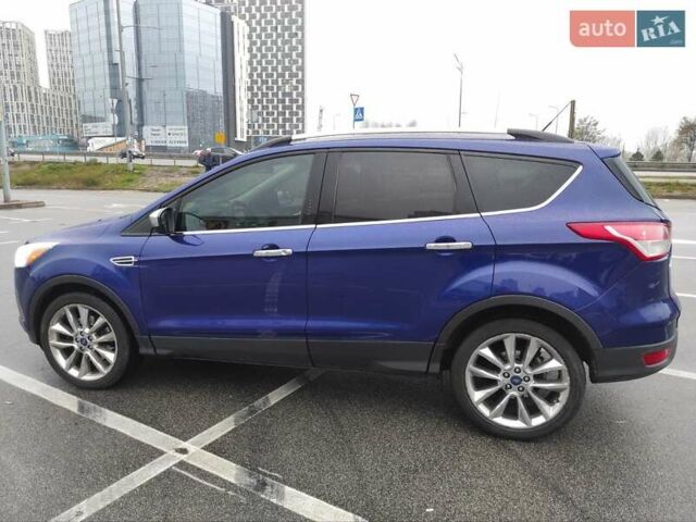 Синий Форд Эскейп, объемом двигателя 2 л и пробегом 146 тыс. км за 13400 $, фото 3 на Automoto.ua