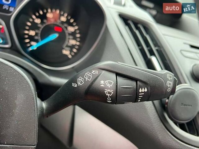 Синий Форд Эскейп, объемом двигателя 1.5 л и пробегом 145 тыс. км за 13240 $, фото 25 на Automoto.ua