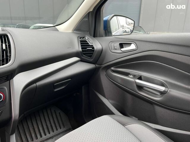 Синій Форд Ескейп, об'ємом двигуна 1.5 л та пробігом 145 тис. км за 13240 $, фото 32 на Automoto.ua