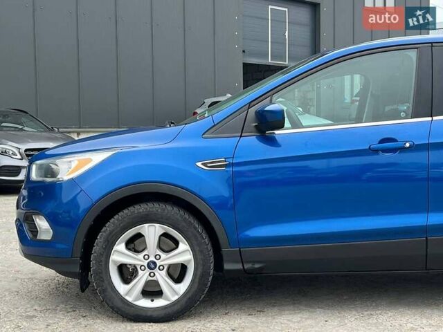 Синий Форд Эскейп, объемом двигателя 1.5 л и пробегом 145 тыс. км за 13240 $, фото 2 на Automoto.ua