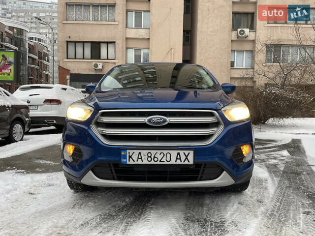 Синий Форд Эскейп, объемом двигателя 2 л и пробегом 159 тыс. км за 12500 $, фото 82 на Automoto.ua