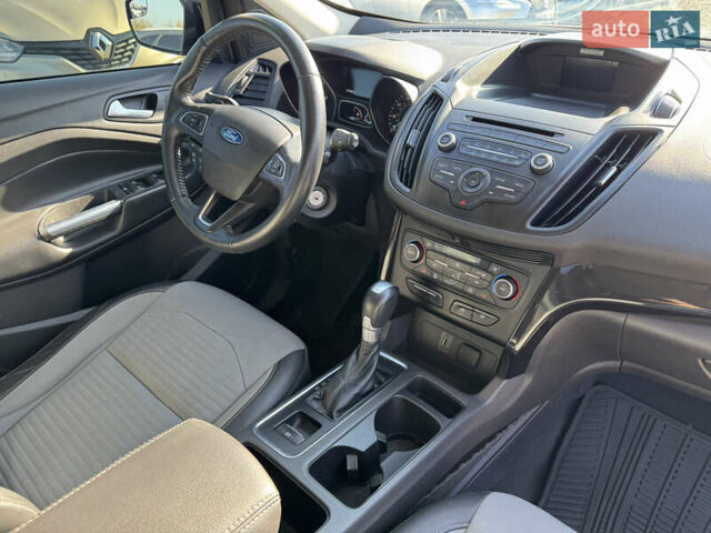 Форд Эскейп 2016 в Ивано-Франковске на Automoto.ua Синий Форд Эскейп, объемом двигателя 2 л и пробегом 161 тыс. км за 13300 $, фото 32 на Automoto.ua