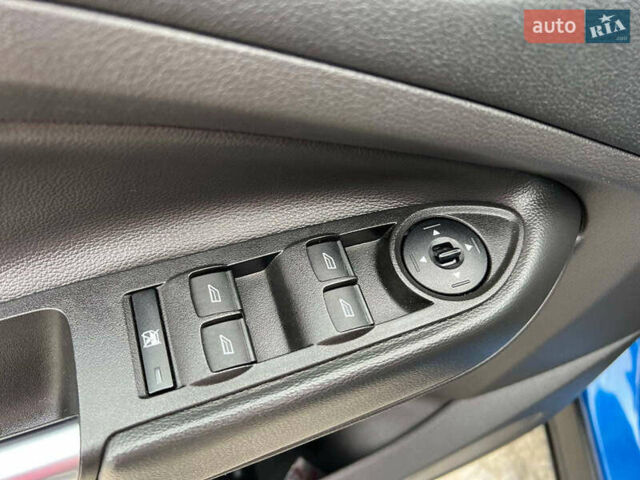 Синий Форд Эскейп, объемом двигателя 1.5 л и пробегом 145 тыс. км за 13240 $, фото 15 на Automoto.ua