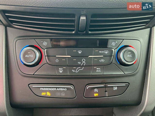 Синий Форд Эскейп, объемом двигателя 1.5 л и пробегом 145 тыс. км за 13240 $, фото 30 на Automoto.ua