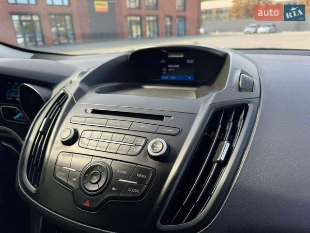 Форд Эскейп 2016 в Кременчуге на Automoto.ua Синий Форд Эскейп, объемом двигателя 2.5 л и пробегом 61 тыс. км за 13600 $, фото 3 на Automoto.ua
