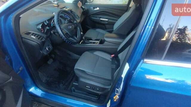 Синий Форд Эскейп, объемом двигателя 2 л и пробегом 163 тыс. км за 13500 $, фото 5 на Automoto.ua