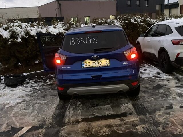 Синій Форд Ескейп, об'ємом двигуна 1.5 л та пробігом 142 тис. км за 13500 $, фото 7 на Automoto.ua