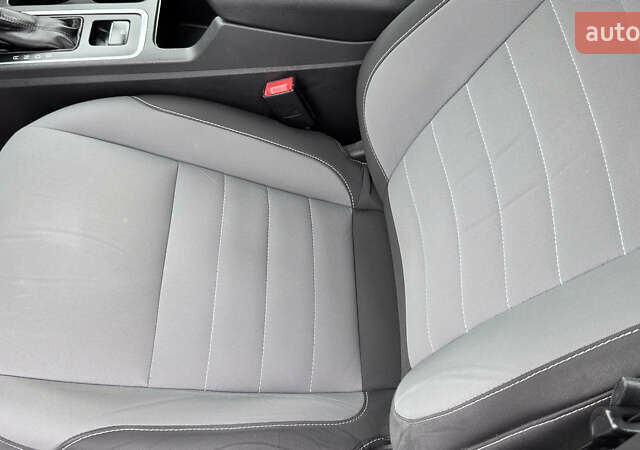 Синий Форд Эскейп, объемом двигателя 2.5 л и пробегом 208 тыс. км за 11800 $, фото 16 на Automoto.ua