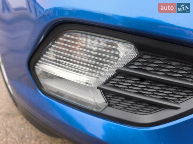 Синій Форд Ескейп, об'ємом двигуна 2 л та пробігом 124 тис. км за 14400 $, фото 71 на Automoto.ua