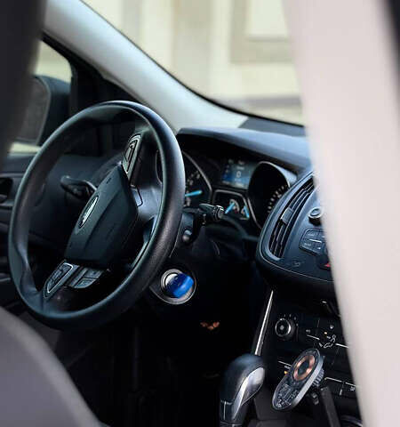 Синий Форд Эскейп, объемом двигателя 2.5 л и пробегом 156 тыс. км за 12000 $, фото 4 на Automoto.ua