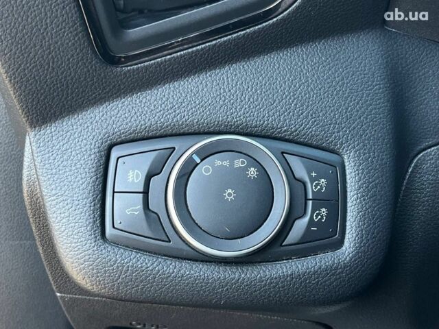 Синій Форд Ескейп, об'ємом двигуна 2 л та пробігом 63 тис. км за 16440 $, фото 35 на Automoto.ua